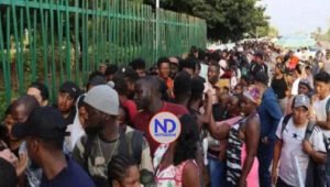 Migrantes protestan en la frontera sur de México tras la suspensión de permisos