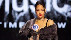 Rihanna deslumbra con una sesión íntima de su primer embarazo