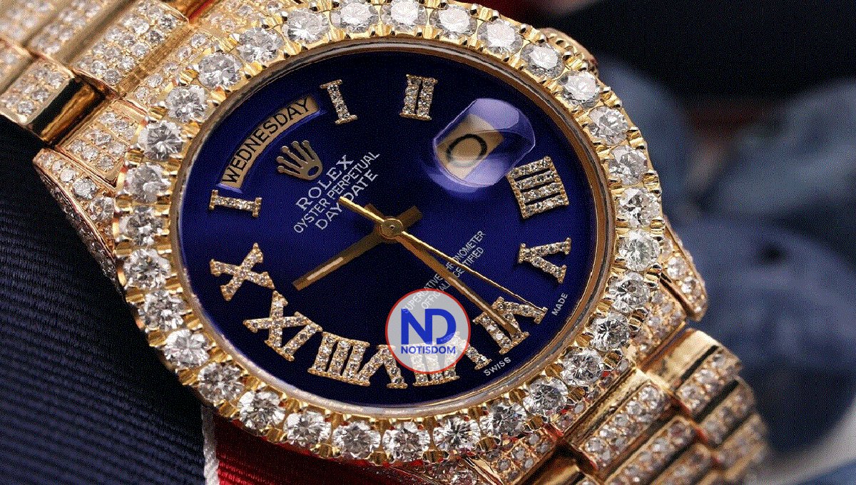 Policía de Miami busca a una mujer que drogó y robó a un hombre 600 mil dólares en joyas