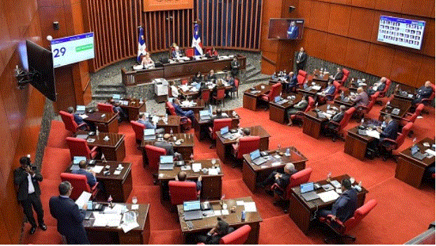 SENADORES 8 1 Abinader, PC y senadores están preocupados por Cámara Cuentas