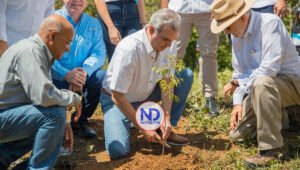 Presidente dice reforestación es cuestión de «seguridad nacional»