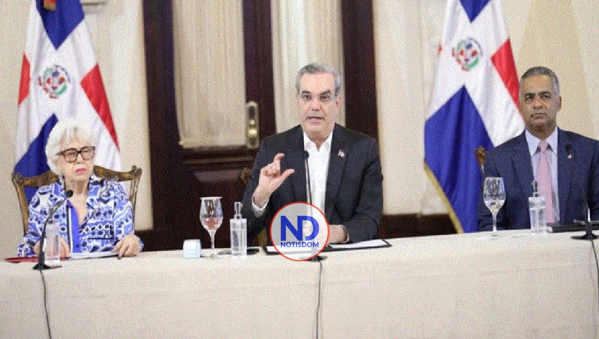 Abinader garantiza control fondos públicos en el proceso electoral