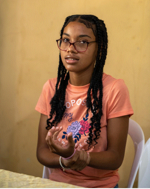 Estudiante que ayudó a compañero agredido sueña con ser médico 3 Ashly Esmeralda Feliciano 1 Estudiante que ayudó a compañero agredido sueña con ser médico