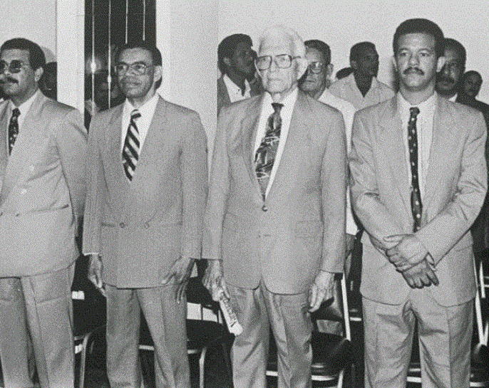 BOSCH Y LEONEL Agonía y muerte de los partidos políticos en RD