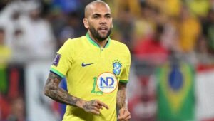 La Audiencia de Barcelona mantiene a Dani Alves en prisión al persistir el riesgo de fuga