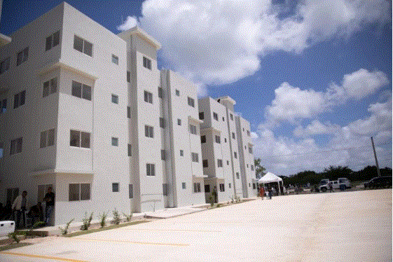 EDIFICIO 3 Presidente Abinader entrega 2,401 certificados título en La Ciénaga