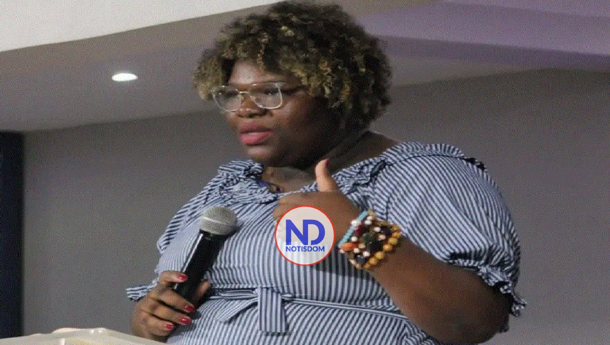 Elizabeth Silverio retorna Najayo tras estar hospitalizada por deshidratación