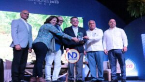 Presidente Grupo Rica llama jóvenes emprendedores ser persistentes