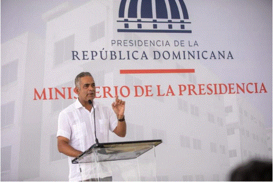 JOEL SANTOS 5 Presidente Abinader entrega 2,401 certificados título en La Ciénaga