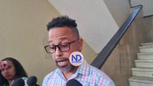 Cuatro padres se querellan contra Elizabeth Silverio