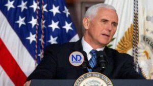 El ex vicepresidente de EE.UU. Mike Pence presenta su candidatura