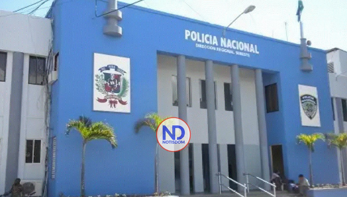 Policía persigue joven que agredió a estudiante en centro educativo SPM
