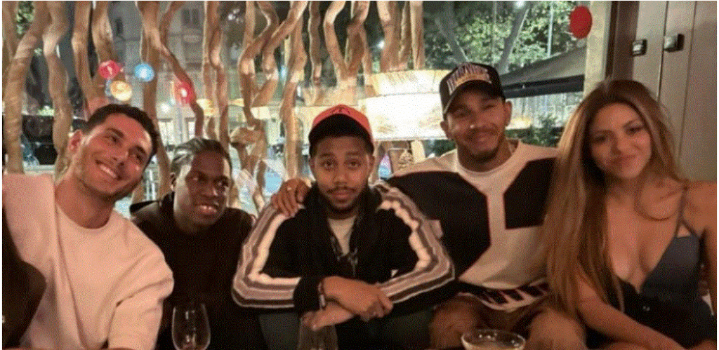 SHAKIRA 14 Shakira y Lewis Hamilton, un surfeo que aviva los rumores de romance