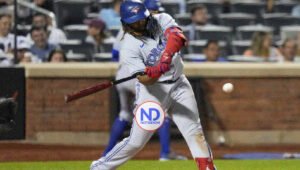 El bate de Guerrero Jr., se hunde en Toronto a pesar de buenos swings