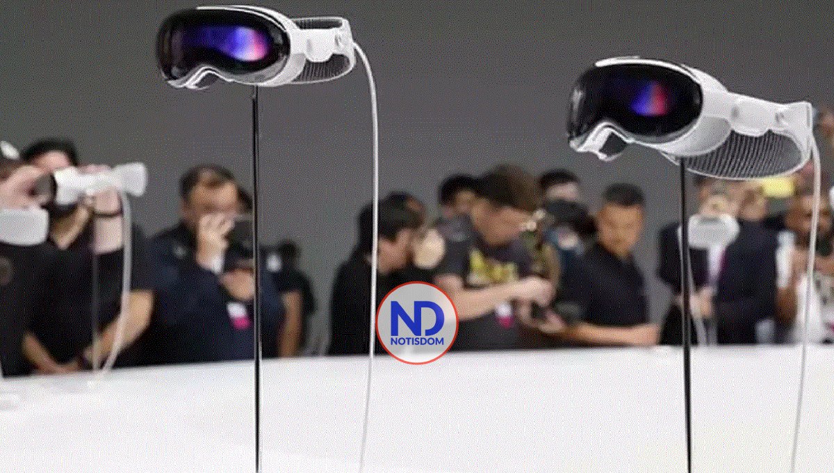 Zuckerberg cree que las gafas de realidad mixta de Apple son para estar "solos en el sofá" 2 Zuckerberg cree que las gafas de realidad mixta de Apple son para estar «solos en el sofá»