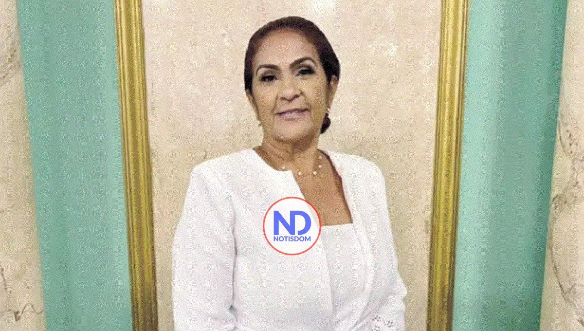 Roban a gobernadora de la provincia Duarte en acto político