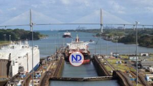 Empujado por la sequía, el Canal de Panamá reduce el tránsito diario a 32 embarcaciones