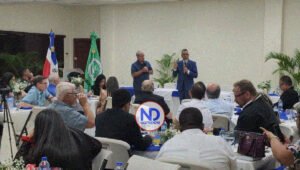 Carlos Peña defiende el derecho de la RD a controlar migraciones