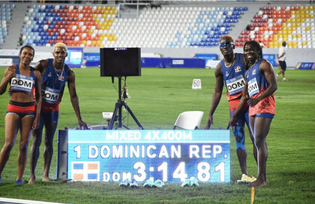 DOMINICANA 7 Dominicana gana oro en la cuarteta mixta 4x400 en los Juegos Centroamericanos y del Caribe