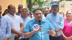 Director de Aduanas entrega planta eléctrica al Parque Eugenio de Jesús Marcano de San Cristóbal