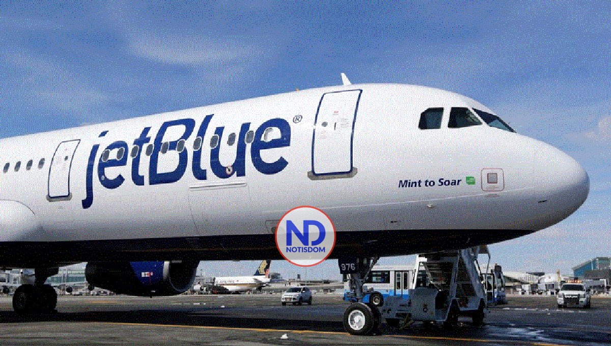 Pro Consumidor advierte posibles sanciones JetBlue por retrasos