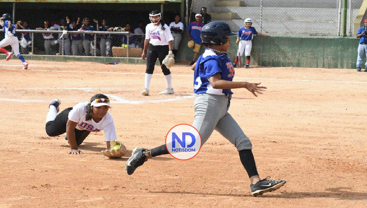 Talento softbol femenino de RD capta atención entrenadores EEUU
