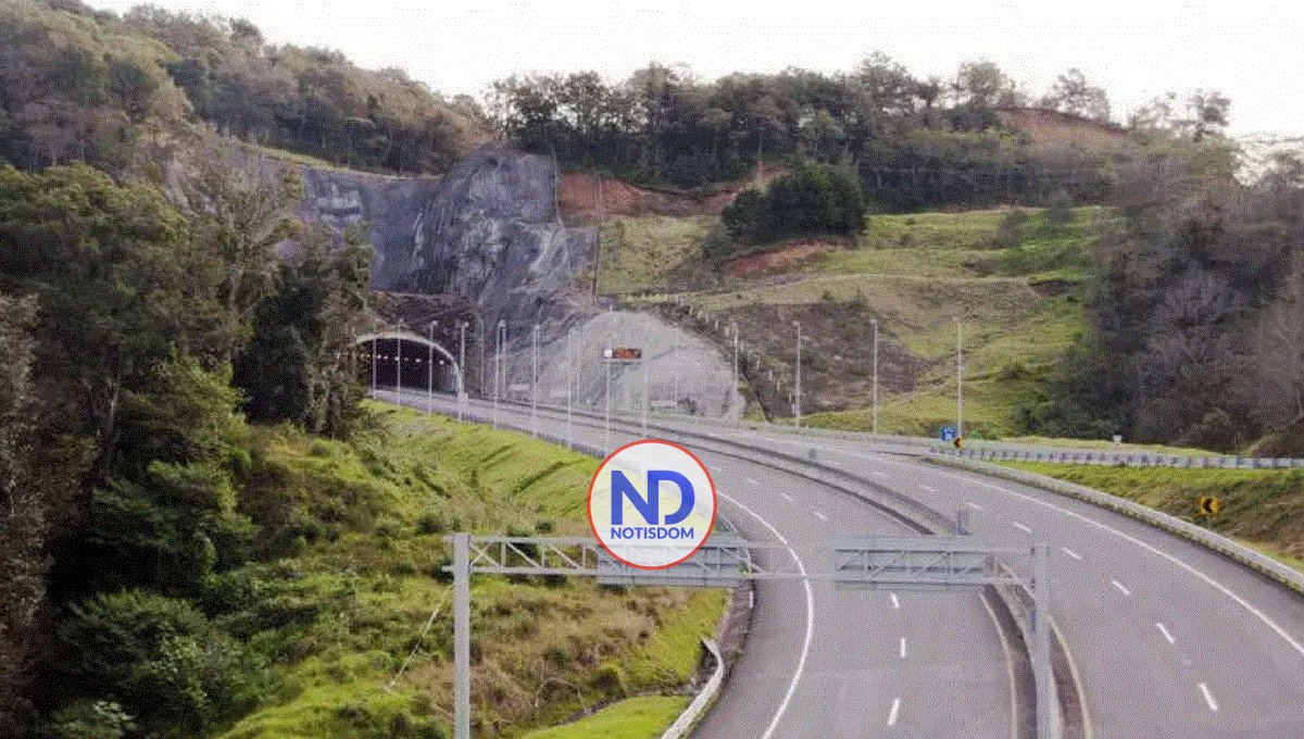 Seis muertos y 53 heridos tras el choque de un autobús en el oeste de México 2 Seis muertos y 53 heridos tras el choque de un autobús en el oeste de México