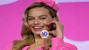 Margot Robbie sobre «Barbie»: «Me sorprendió que Mattel nos dejara burlarnos de ellos»