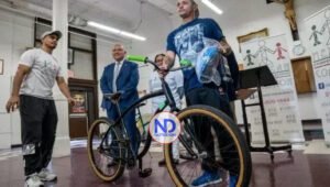 Neoyorquinos donan bicicletas para que los inmigrantes puedan trabajar