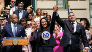 Video | El alcalde Eric Adams nombra a Edward Caban comisionado de la policía de NY