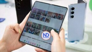 Samsung presenta en Seúl sus nuevos teléfonos móviles plegables, más ligeros y compactos