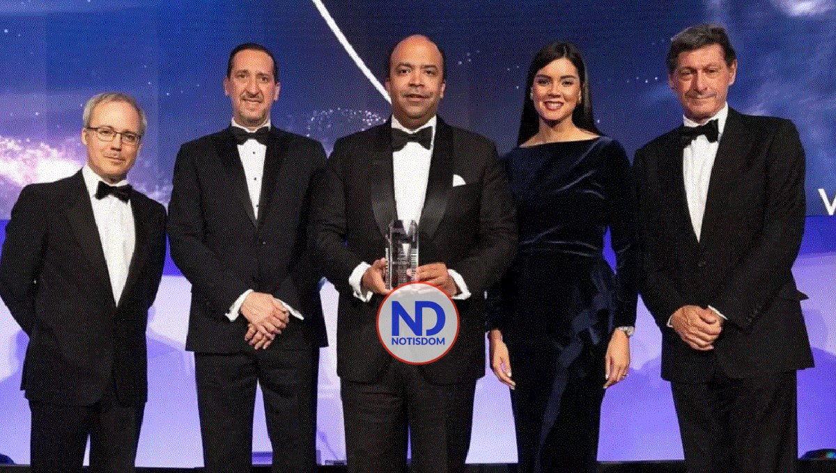 Revista premia la capacidad de adaptación de Banreservas 2 Revista premia la capacidad de adaptación de Banreservas