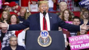 Trump dice seguirá su campaña electoral aunque sea condenado