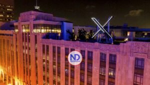 Instalan una X gigantesca en el edificio de Twitter en San Francisco