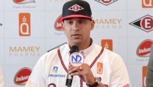 Presentan Víctor Estévez dirigente de Leones; vaticina corona beisbol