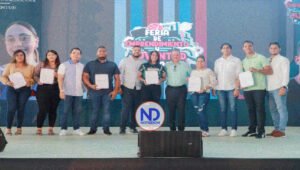 Gobierno entrega RD$1.2 MM en préstamos a jóvenes de La Vega