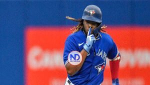 Vladimir Guerrero Jr. pega jonrón en triunfo de Toronto ante Padres
