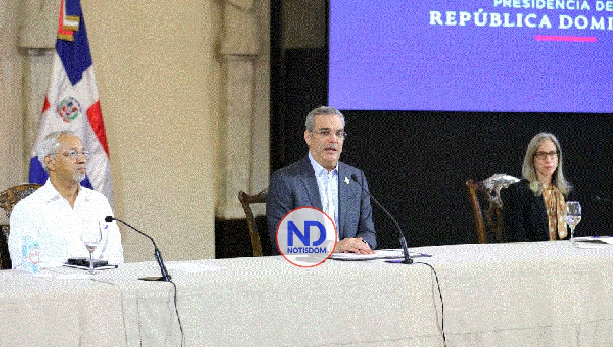 Presidente Abinader garantiza será exitoso próximo año escolar