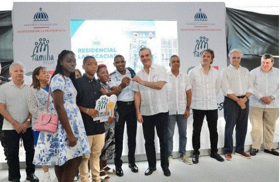 ABINADER 621 Abinader entrega apartamentos y otras cinco obras en SDO y SDE