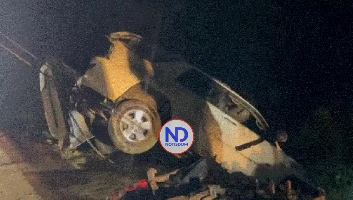 Buscan a conductor de yipeta en que se trasladaban 13 haitianos