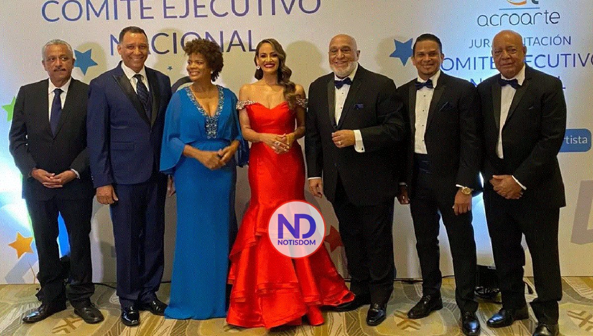 Juramentan nueva directiva de Acroarte