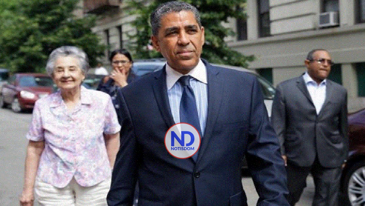 Adriano Espaillat entre 100 líderes más poderosos de Manhattan