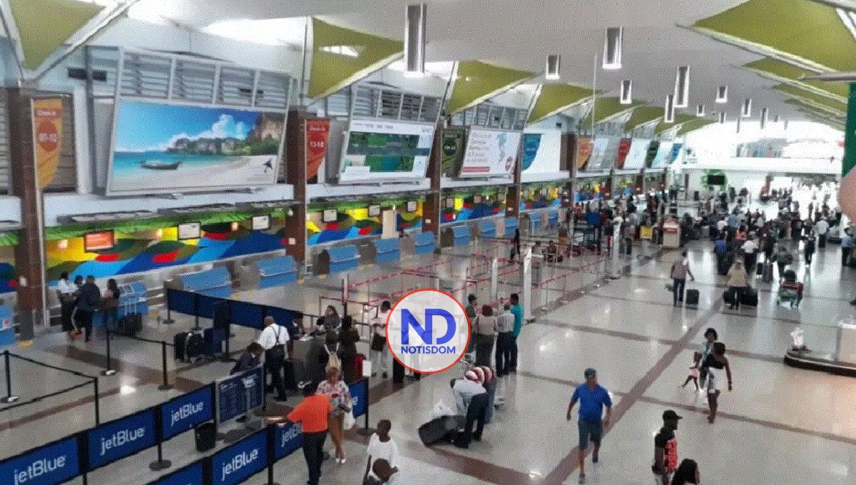 AERODOM activa plan de contingencia ante posible paso de tormenta Franklin 2 AERODOM activa plan de contingencia ante posible paso de tormenta Franklin