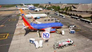 Gabinete de Turismo ordena el cierre de aeropuertos ante paso de tormenta Franklin