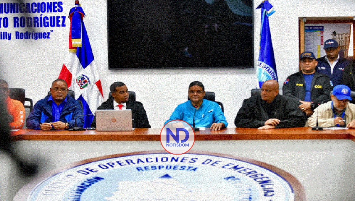 Lluvias por tormenta Franklin se intensificarían en RD 2 Lluvias por tormenta Franklin se intensificarían en RD