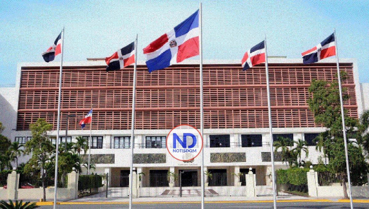 Gobierno somete anteproyecto que reforma presupuesto de 2023