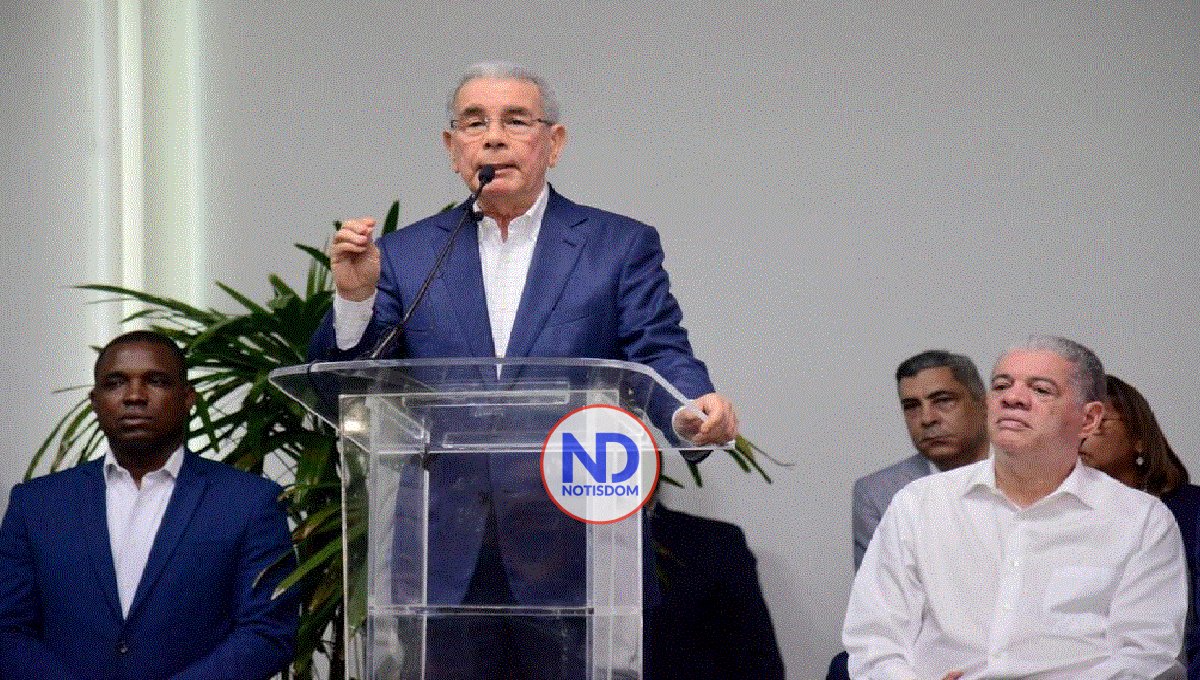 Expresidente Medina compara a Abel Martínez con Dios