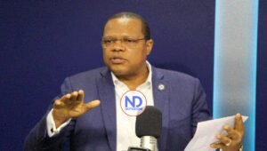 Alcántara pide a médicos buscar junto autoridades salida reclamos