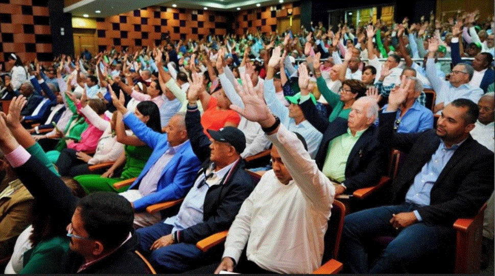 FP 1 Pese a prohibición, la FP anuncia gran mitin en Plaza de la Bandera