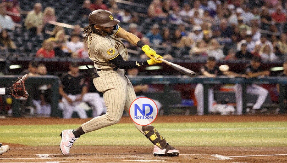 Fernando Tatis Jr. es el cuarto más rápido con 100 jonrones en Grandes Ligas 2 Fernando Tatis Jr. es el cuarto más rápido con 100 jonrones en Grandes Ligas